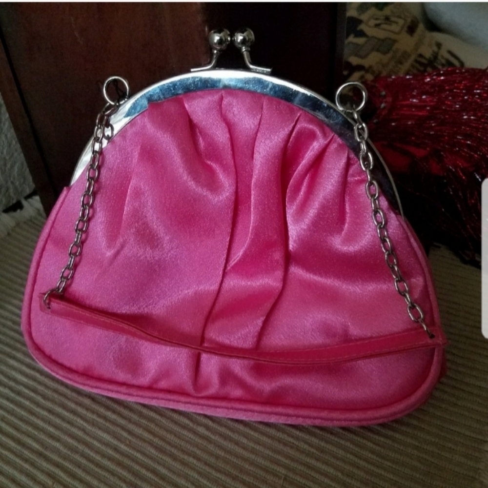 π EVENING CLUTCHES - Picture 7 of 7